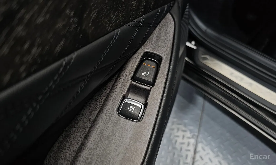 Фото 19 - Kia K8