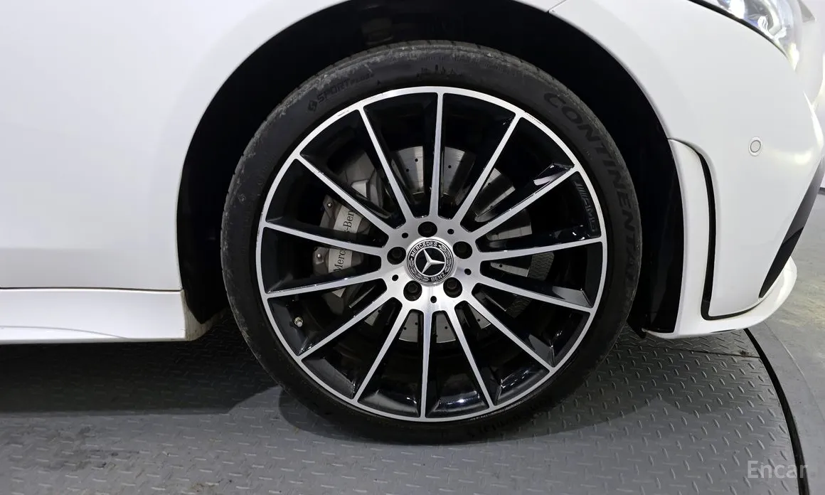 Фото 5 - Mercedes-Benz CLS-Class