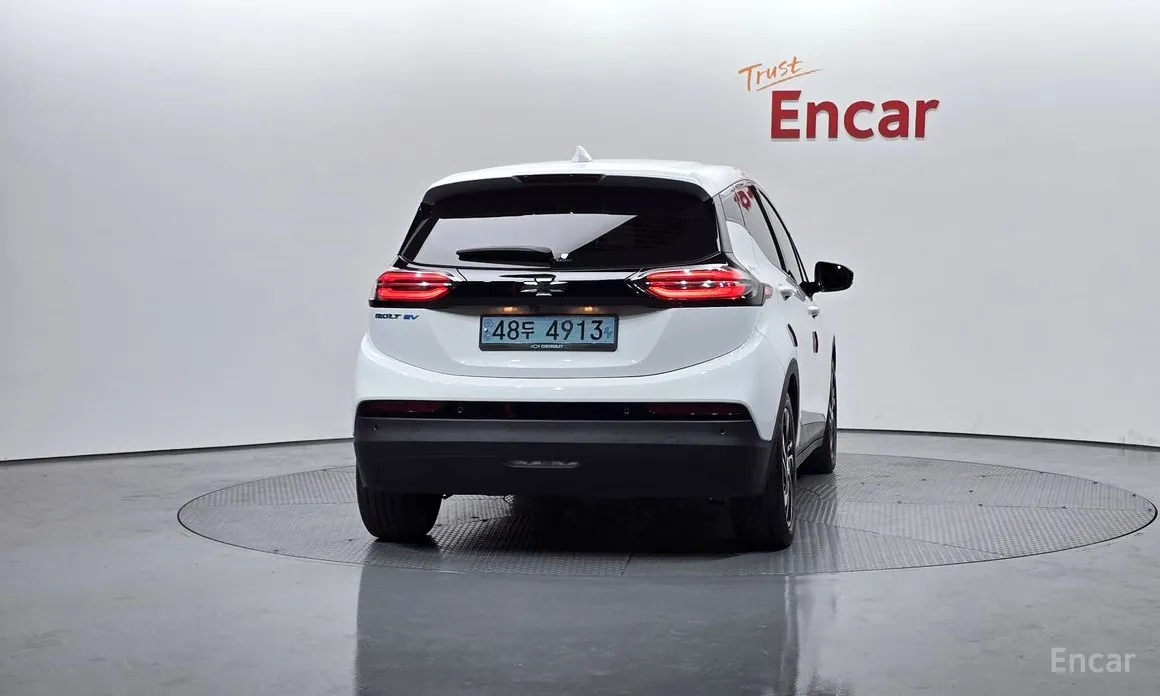 Фото 4 - Chevrolet Bolt EV