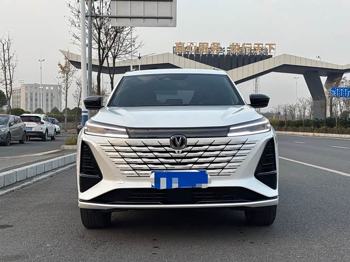 Фото 2 - Changan CS75 Plus