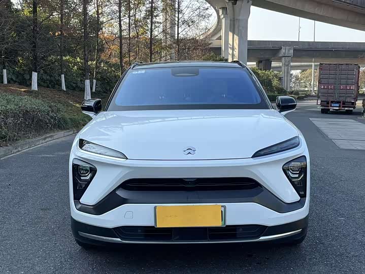 Фото 4 - Nio ES6