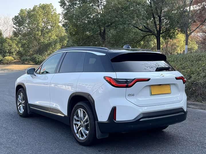 Фото 7 - Nio ES6