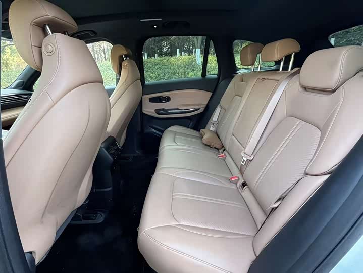 Фото 8 - Nio ES6