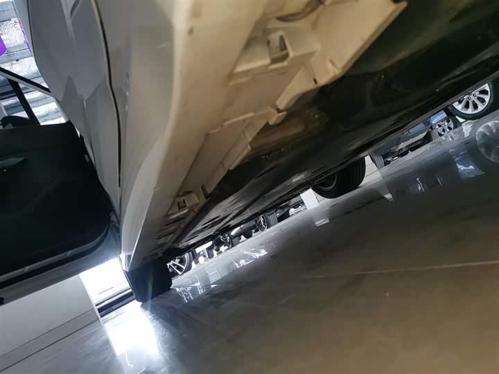 Фото 22 - Toyota Corolla