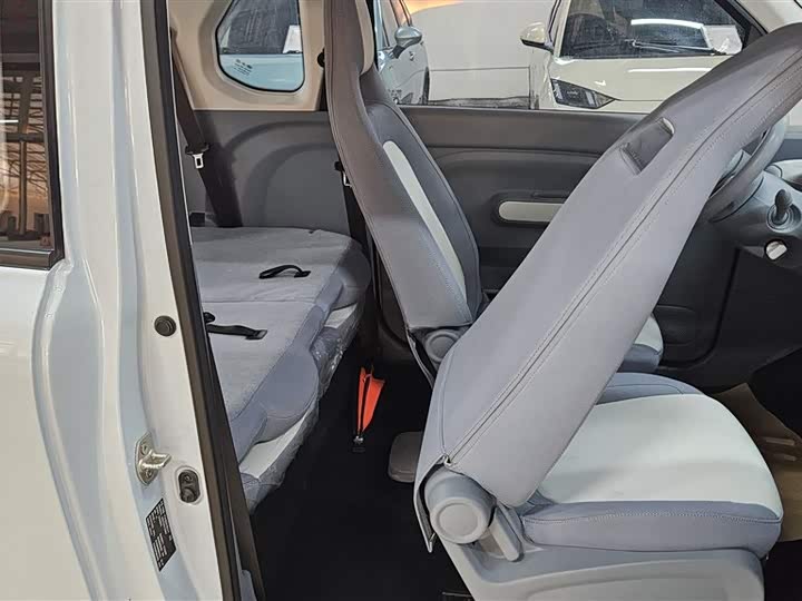 Фото 15 - Bestune Pony