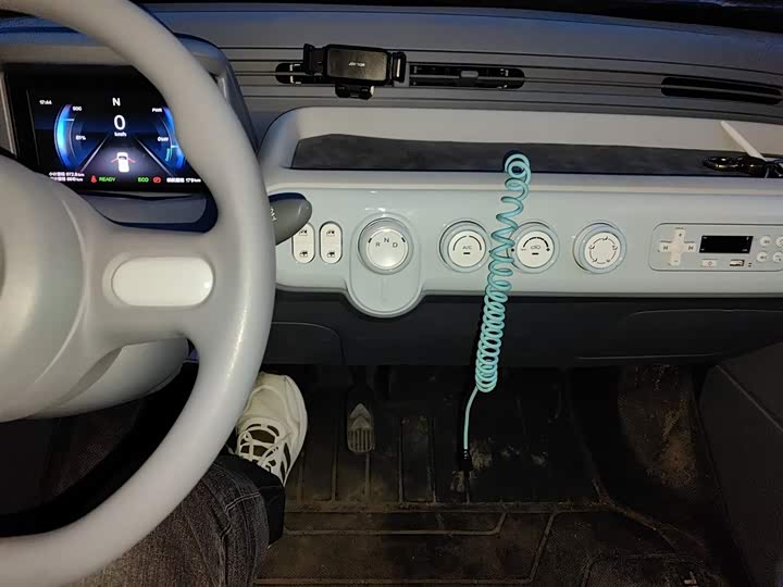 Фото 6 - Bestune Pony