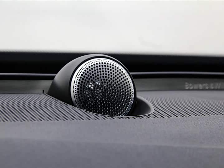 Фото 15 - Volvo XC90