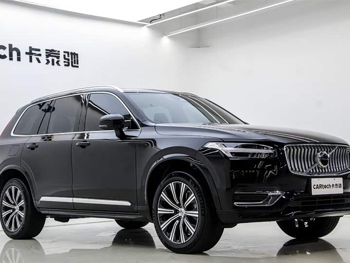 Фото 3 - Volvo XC90