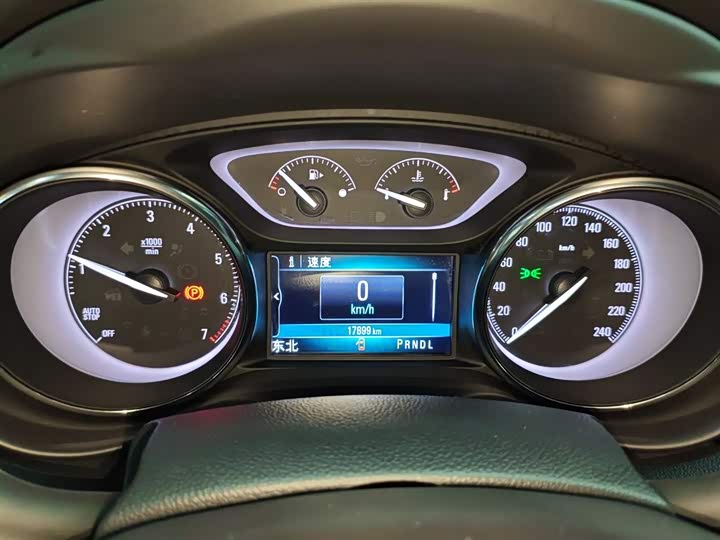 Фото 12 - Buick Envision Plus