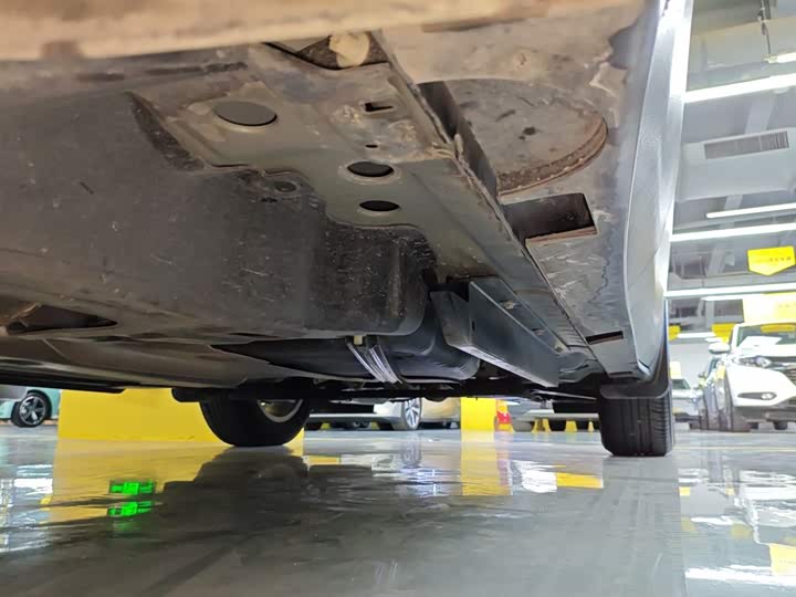 Фото 21 - Buick Envision Plus