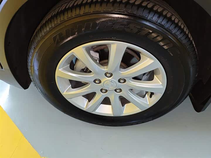 Фото 23 - Buick Envision Plus