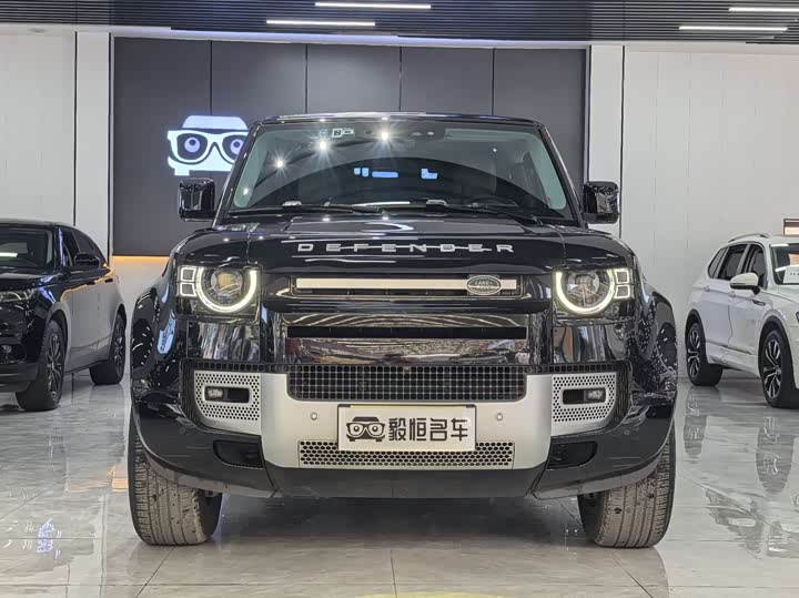 Фото 3 - Land Rover Defender