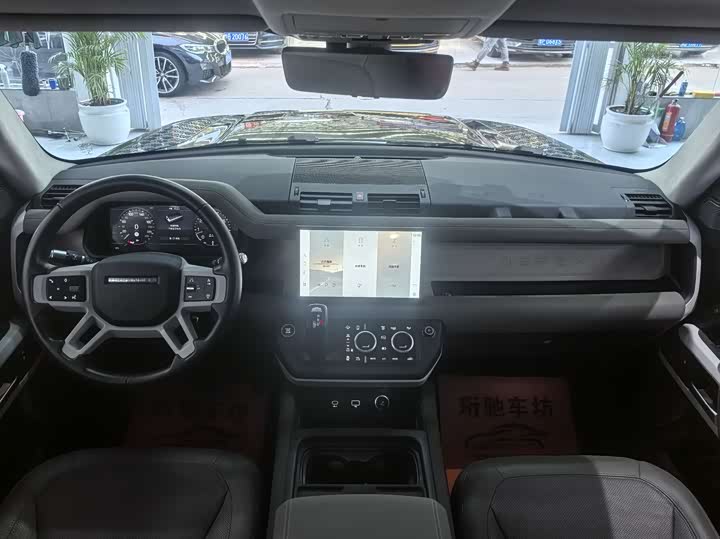 Фото 5 - Land Rover Defender