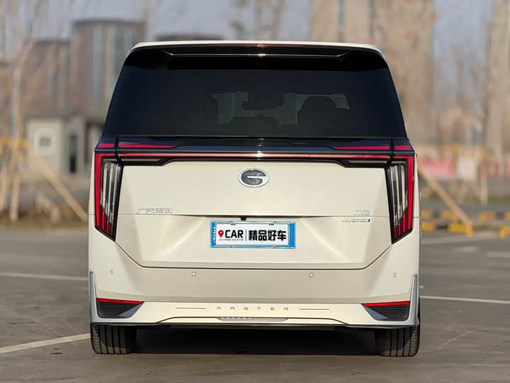 Фото 10 - GAC Trumpchi M8