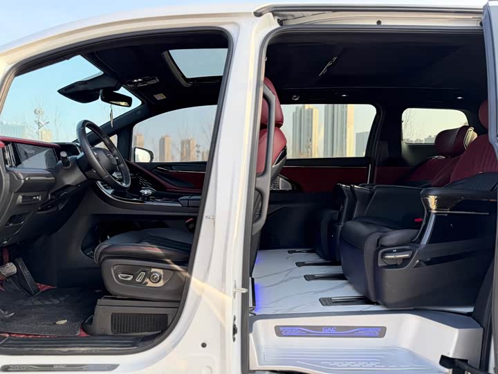 Фото 6 - GAC Trumpchi M8