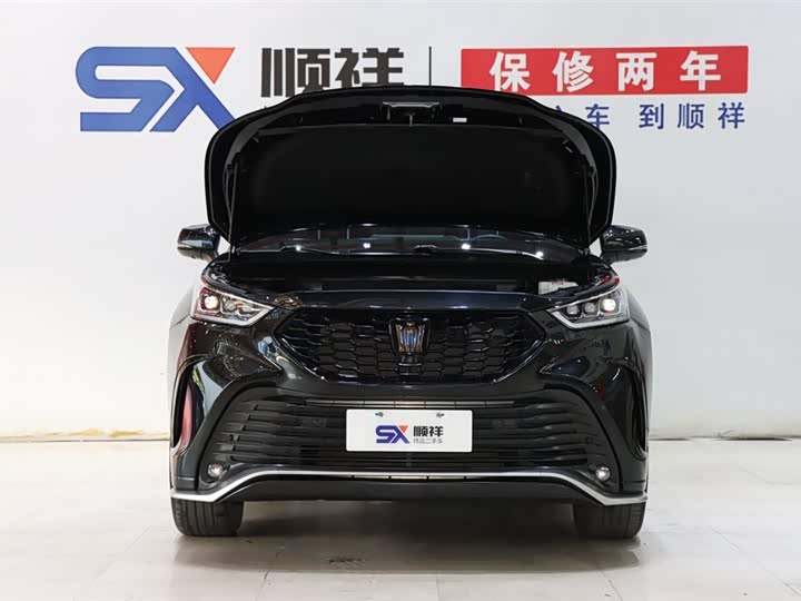 Фото 19 - Toyota Crown Kluger