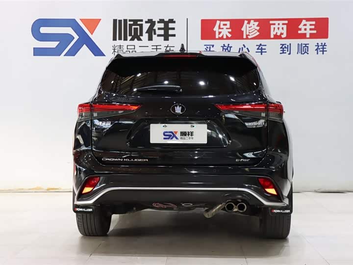 Фото 5 - Toyota Crown Kluger