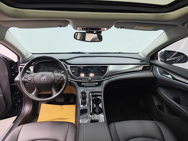 Фото 7 - Buick LaCrosse