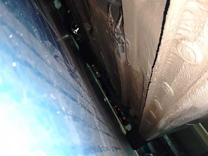 Фото 17 - Bestune B70