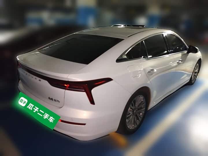 Фото 29 - Bestune B70