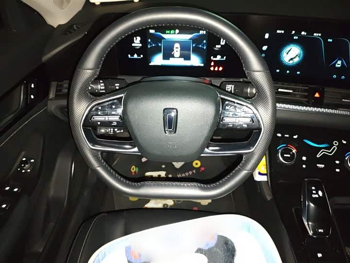 Фото 3 - Bestune B70