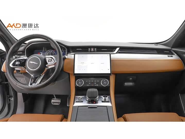 Фото 5 - Jaguar F-Pace