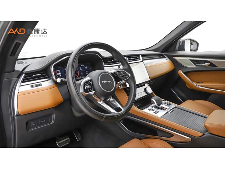 Фото 6 - Jaguar F-Pace