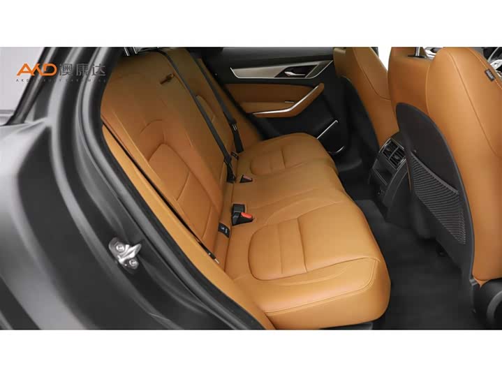 Фото 8 - Jaguar F-Pace