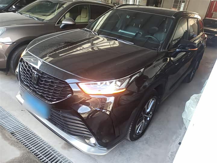 Фото 1 - Toyota Crown Kluger