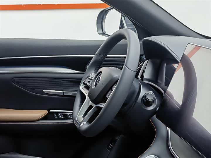 Фото 22 - BYD Song Plus Hybrid/EV