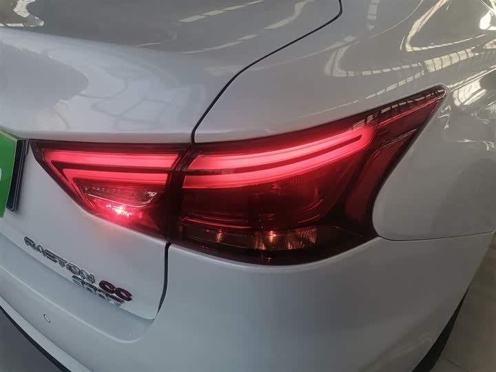 Фото 8 - Changan Raeton CC