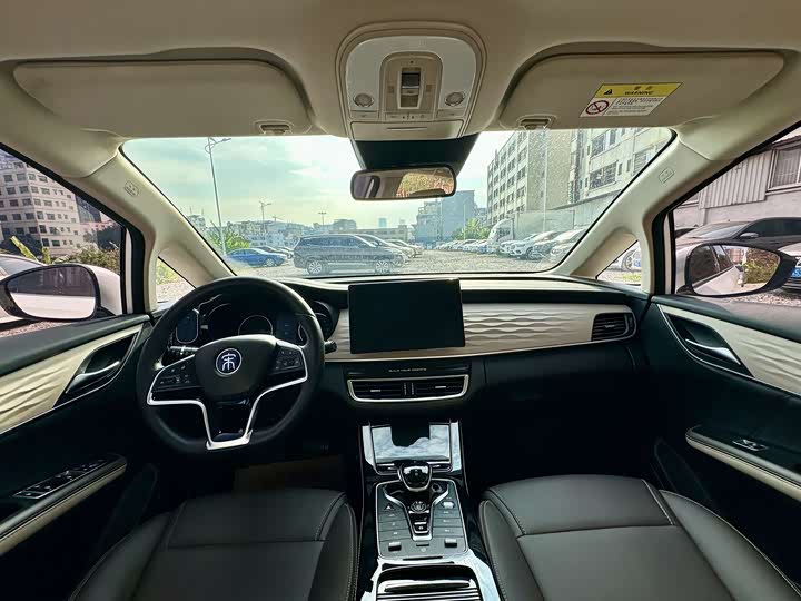 Фото 10 - BYD Song Max Hybrid