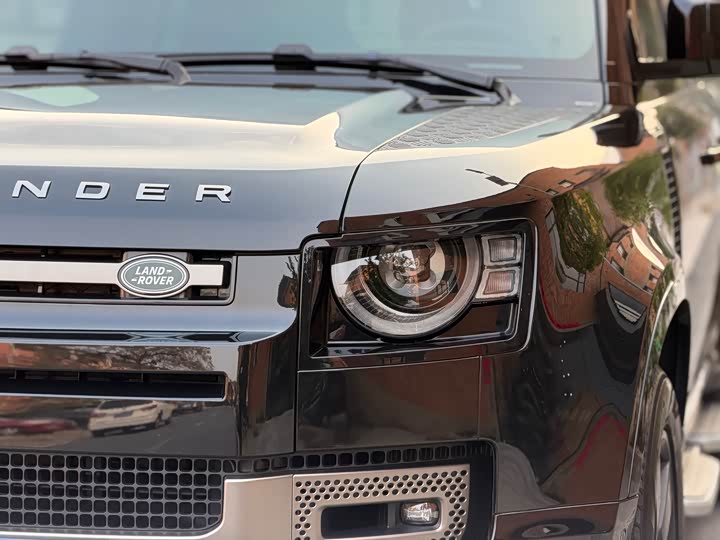 Фото 25 - Land Rover Defender