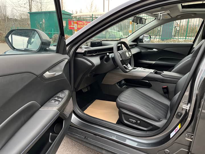 Фото 5 - Changan Eado EV