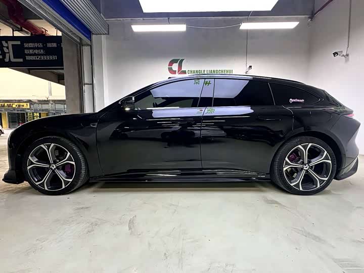 Фото 5 - Nio ET5T