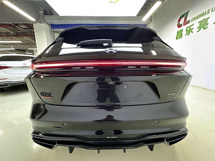 Фото 6 - Nio ET5T