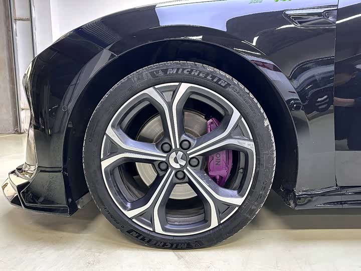 Фото 7 - Nio ET5T