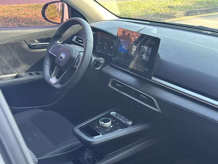 Фото 10 - BYD E2