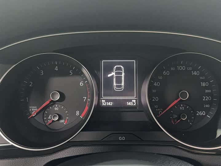 Фото 11 - Volkswagen Magotan