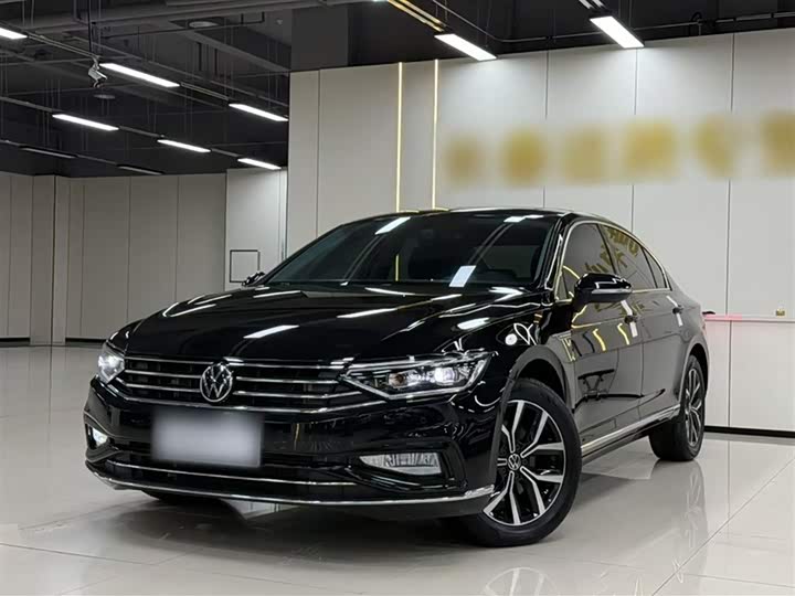 Фото 2 - Volkswagen Magotan