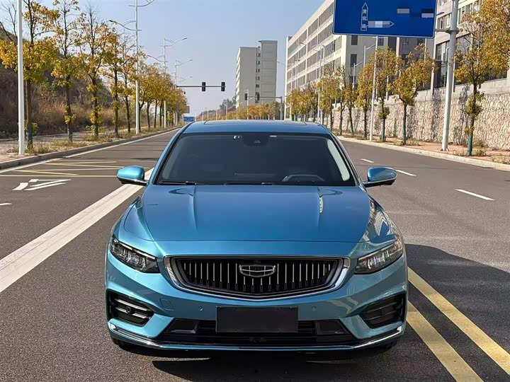Фото 2 - Geely Preface