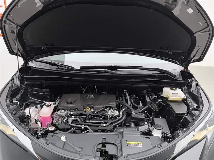 Фото 6 - Toyota Granvia