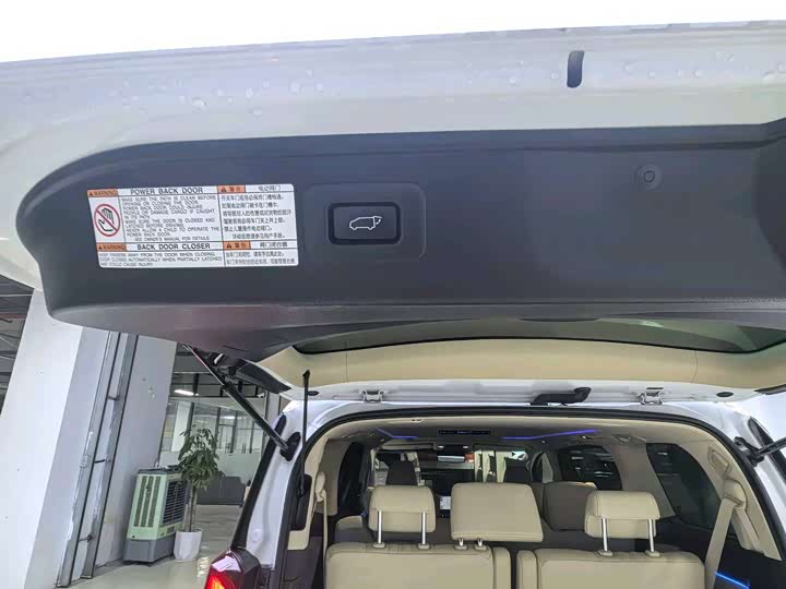 Фото 15 - Toyota Alphard