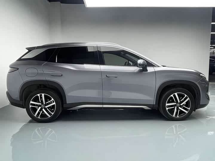 Фото 9 - BYD Song L DM-i Hybrid