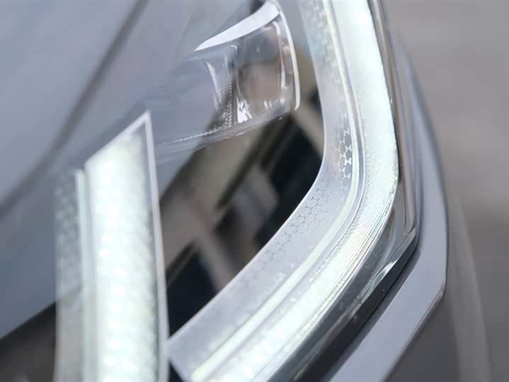 Фото 24 - Jaguar F-Pace