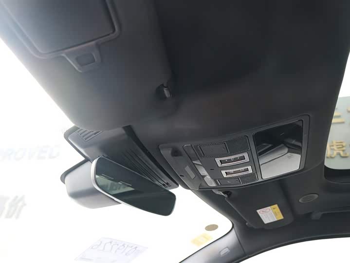 Фото 25 - Jaguar F-Pace