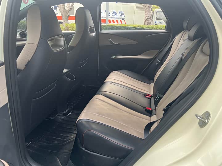 Фото 9 - BYD Dolphin