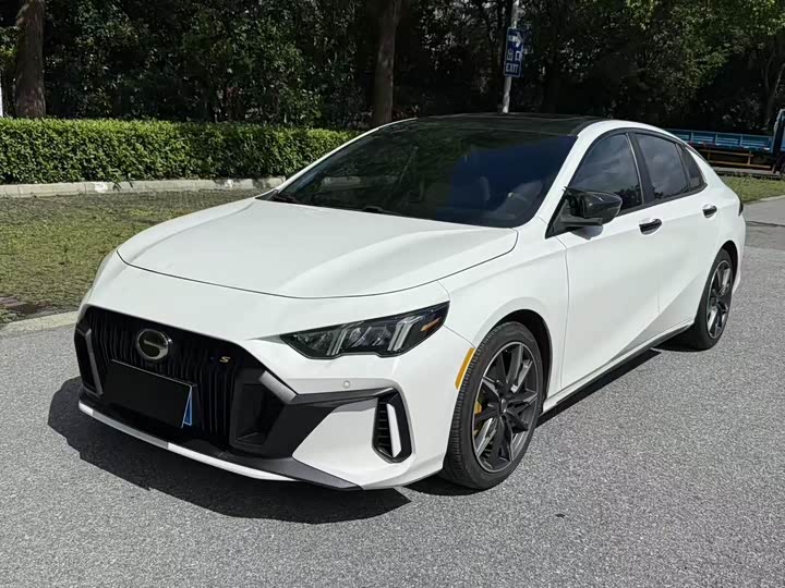 Фото 1 - GAC Trumpchi Empow R