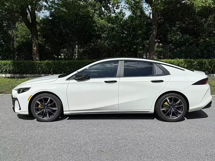 Фото 7 - GAC Trumpchi Empow R