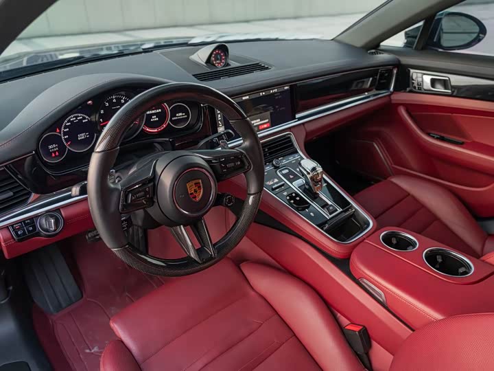 Фото 4 - Porsche Panamera